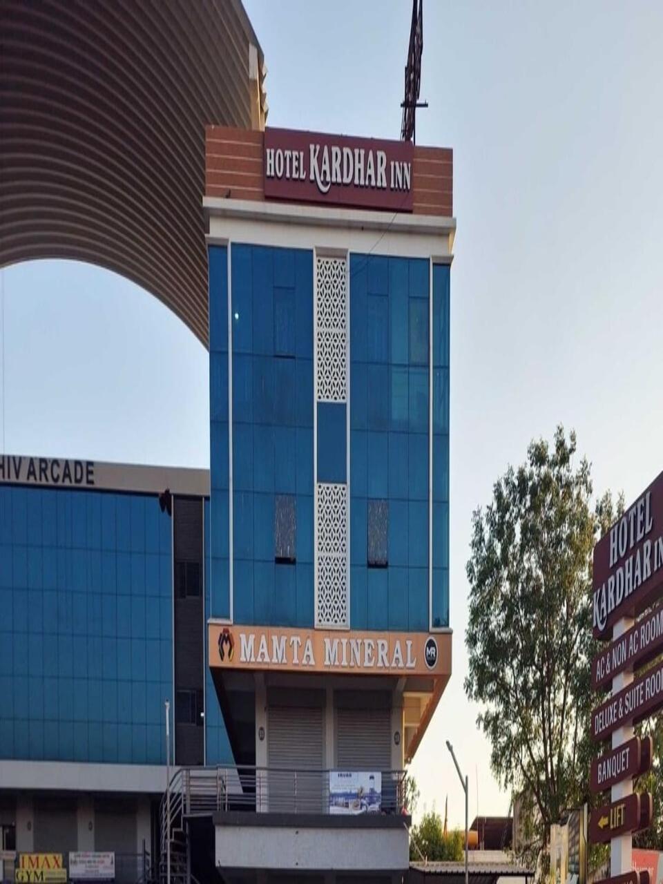 Super Townhouse Ambaji Formerly Hotel Kardhar Inn Exteriér fotografie